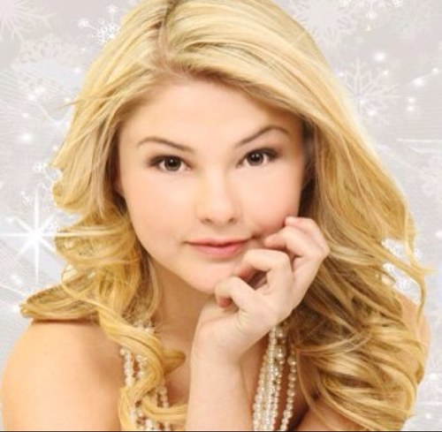 StefanieSSource's profile picture. #1 Source for Stefanie Scott on twitter. 
On twitter since: August 4, 2012.