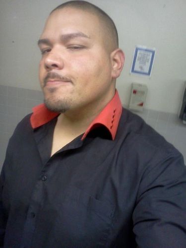 bigrhin074's profile picture. 