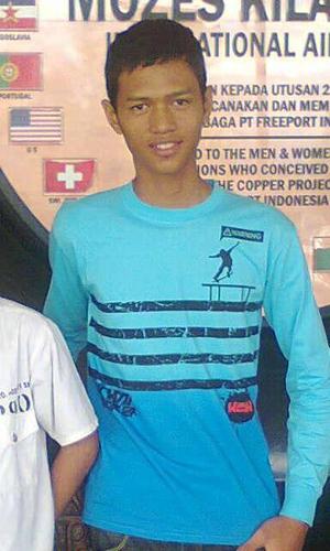 RayEmche77's profile picture. 