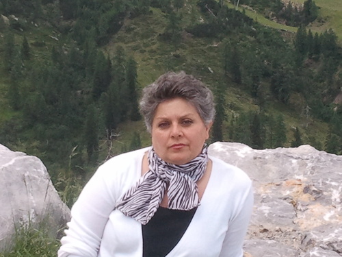 Founder and owner of Panahi Food Concepts, providing healthy and delicious food for children and their parents and teachers