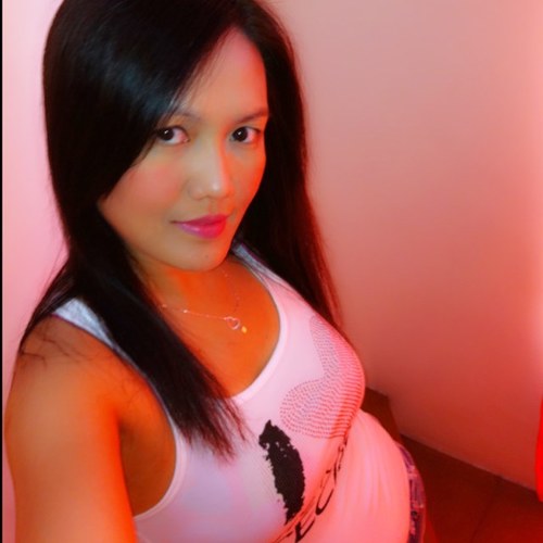 ravishingDesire's profile picture. I am a Woman of Courage! A Nurse with a lot of responsibilities in life. Family is my Priority. Life is a battle i have to win!