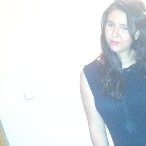 Betty_Sghier's profile picture. Hii ! my name's Betty ,im 15. Not an actrice..yet :)) believe in ur dreams and nevaaah give up! so i speak arabic ,french , english ! and i follow back xx