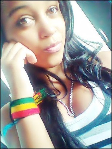 ''  Olhaa beem pra HUMILDADE eu nñ kero me engrandecer ,até pk eu nñ sou nada quem achaa isso é VOOOOC ;]]*