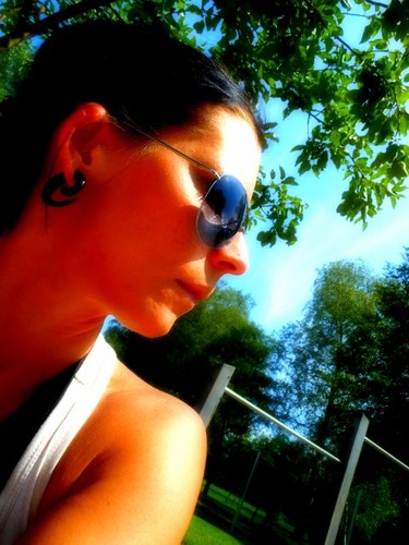 Frau_JottPunkt's profile picture. ::stoffsüchtige berliner grossfamilienmama, aufs land geflüchtet mit nem hang zur kodderschnauze 3 ✂