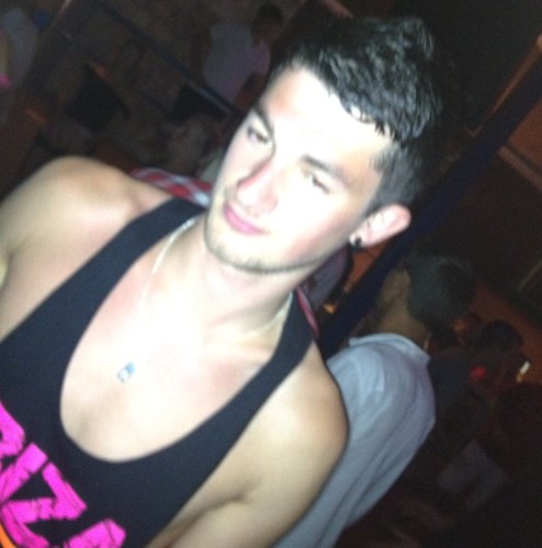 Layzell193's profile picture. 