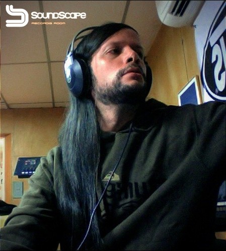 meganeura_monji's profile picture. Meganeura Monji nace en Maracay el anio 1997 con la idea de hacer musica electronica fusionada con rock. Para ver una Info.mas completa  http://t.co/1uBmaT3sf4