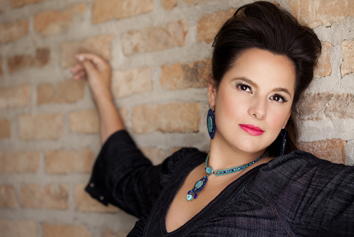 Perfil 2 de divulgação da cantora Patricia Talem. Siga @patriciatalem e curta http://t.co/Lz3OB2EVej.