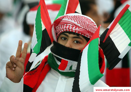 ايها العبيد فأنكم لا ترونهم كباراإلا لأنكم ساجدون ( لنكولن )