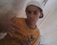 msn:luisecamila13@hotmail.com facebook:luis henrique add la