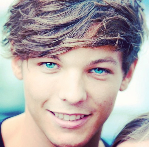 cutehazza0's profile picture. Currently in a relationship with five homosexuals that doesn't know it yet :) 1 of 10 trillion directioners. Also Belieber and Selinator.♥Tweet for followback!