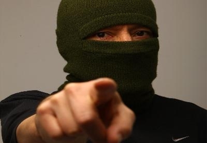 Mi idea es denunciar las injusticias de las instituciones.Doy RT a tus Denuncias... No queremos infiltrados en la Revolución