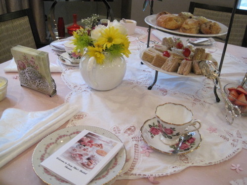 Delivering an Afternoon Tea experience to your home or business in the greater toronto area (ON) http://t.co/2JH73Q1rrO