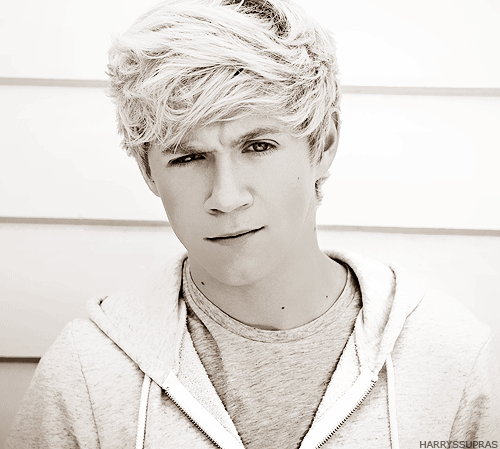 i want a follow from the 1D boys,,and if u follow me i'll follow u back ASAP!!((: