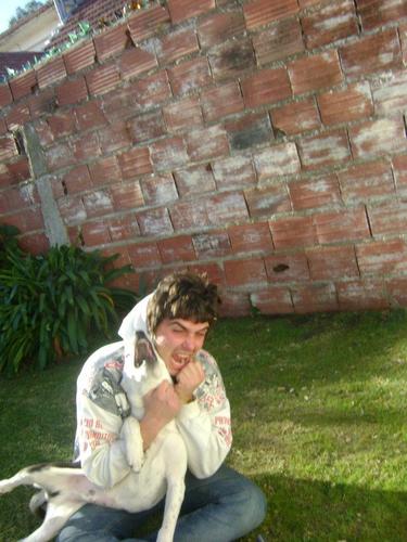 a la grande le puse cuca! :p