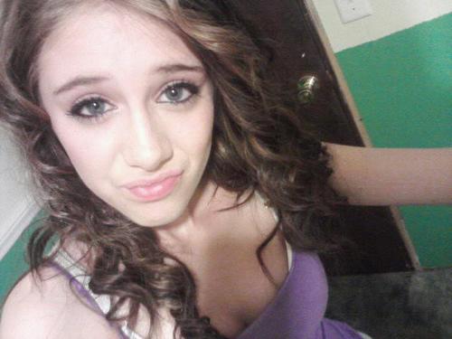 Arian_Sierra's profile picture. 