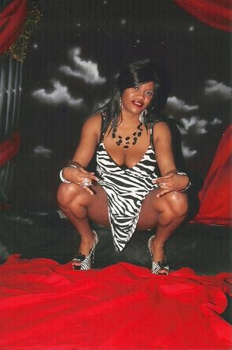 I'M FROM E.C., IN & JUST CALL ME JACK OF ALL TRADES....I'M THE PRESIDENT OF HUSSLEBUNNIES XE AN ALL FEMALE PROMOTIONAL TEAM!!!!