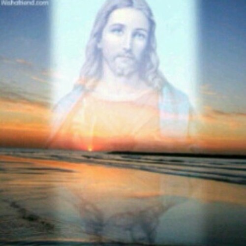 Inspiring quotes on life & our savior, Jesus Christ. You are NOT alone. (Email ash_h_x33@yahoo.com for spiritual guidance).