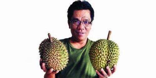 Siapa yang tak kenal Ucok Durian Medan? Tak afdol bila tak mencicipi durian dahsyat kami sepanjang tahun :) CP: ucokdurians@gmail.com