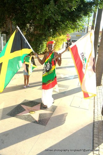 INTERNATIONAL MULTITASKER
REGGAE CHEF
Brand manager