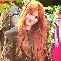 Edanaz,Girl 11 | I'm a turkish Bellarina. @bellathorne is my idol.My biggest dream is to meet w/her.Hope she can follow me..TTYLXOX!!:) ♥