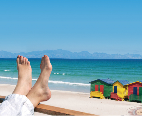 Cape Town luxury self-catering accommodation. Choose from over 30 immaculate beachfront or seaside properties for holiday or business stays.