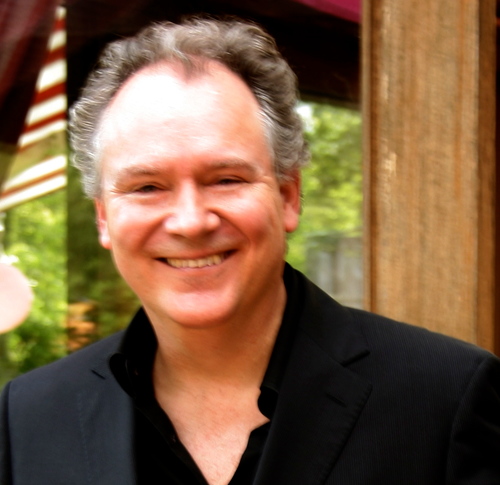 VAN ELBURG MUSIC PRODUCTIONS  facebook______                                        Jazz & POP CROONER”  Diner Dansants, Galas CLASSY Events