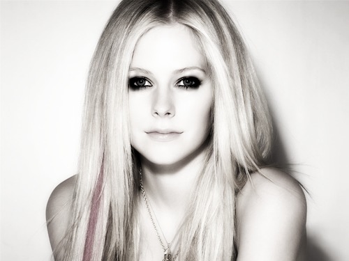 Hey I'm biggest fan of Avril Lavigne
