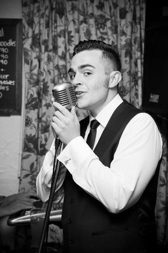 23 year old Guitar/Vocalist from Glossop. Multi Award winning entertainer performing the hits of the 50's, 60's.
