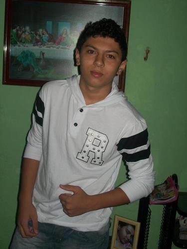 Tenho 16 anos sou flamenguista, estudante do ensino médio e eternamente desempregado gosto de forró e reggae... 
https://t.co/BdGca2BsLa