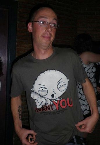 Pintuflo's profile picture. extremadamente bipolar,pero unico en su especie. Amor y odio a partes iguales por culpa de SM. Fiel seguidor del Barça y del futsal!!