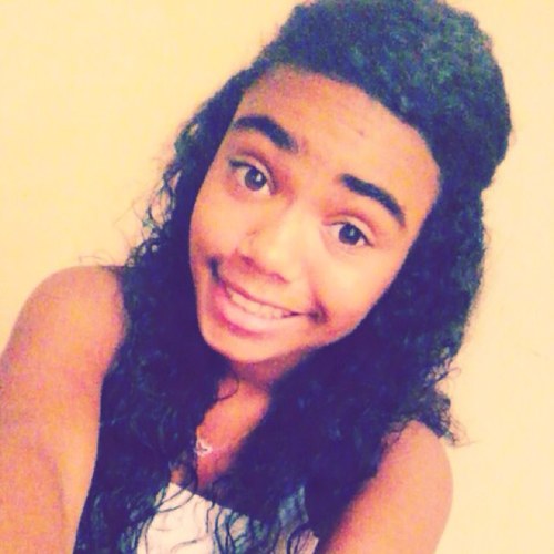 AliIvana's profile picture. il teiime il veut Sortir avec toi ! Et alors tes jaloue ? et biim dans les dents