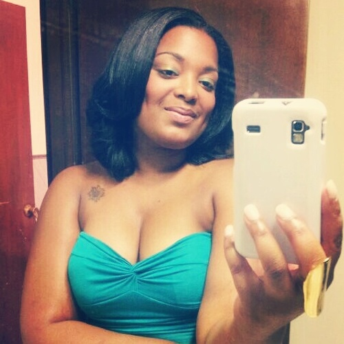 #TeamClassy #TeamEducated #TeamAquarius #TeamNatural #TeamFuckLabels #TeamDimples =)

To know me, is to love me!
