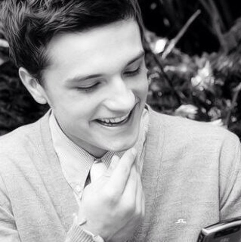 ThatFangirlEmma's profile picture. I fangirl, a lot. Writing's my thing. I like short walks on the beach, because why walk when you can run? THG. Divergent. Phil 4:13 