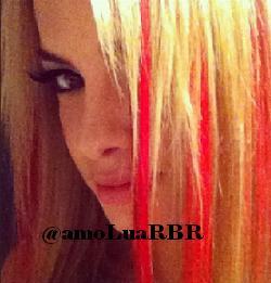 Gosto de Rebelde!! Não sei o que seria de mim hoje sem esses seis que mudaram minha vida,,,,=D
