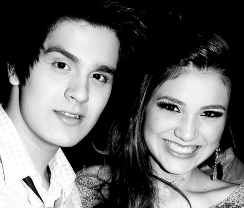 fc dedicado  criado dia 11/02/11.A vida nos presenteia com pessoas maravilhas como vcs @luansantana e @brusantanareal