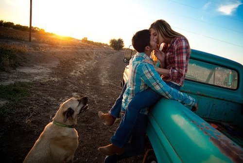 my show stock are my life, i am true country. no doubt. and i have #countrygirlswag :) follow my Twitter BFF @countrysparkles :) #TeamSingle #TeamFord