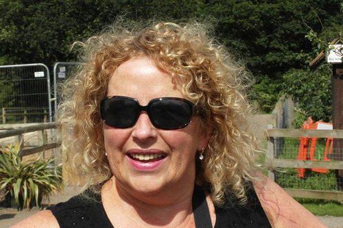 Practitioner of Reflexology, Complementary and Beauty Therapist.