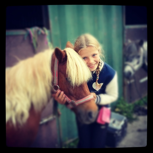 chloehoeksema1's profile picture. 