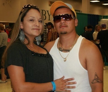 Joshua_Naomi_V's profile picture. 