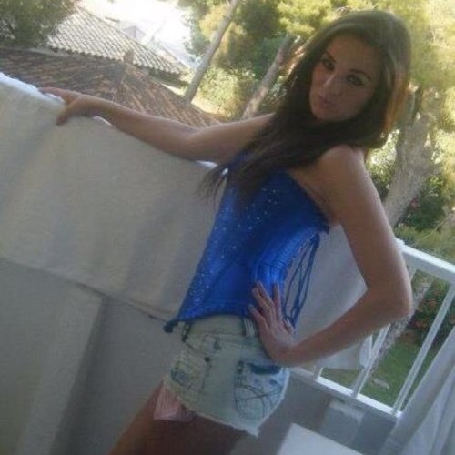 StephieCottrell's profile picture. Im not saying i'm wonder woman but have you ever seen us both in the same room?  ;P