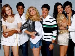 eu amo amo amo amo REBELDE !!