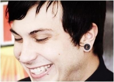 sunnylovesmcr_'s profile picture. miss mcr