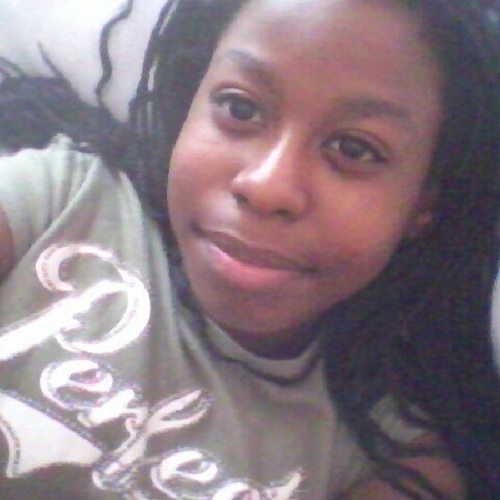 I am a really nice, fun, and down-to-earth girl.Plz follow me nd I will follow back. Thank You :). P.s follow me on instagram at Solovely100