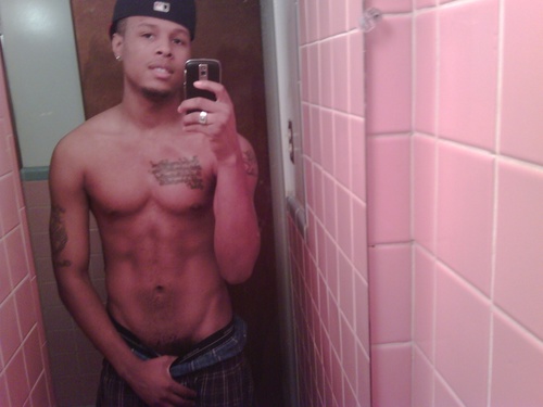 CallMeMrWhites's profile picture. I'm not your average John Doe. But I'm your average savage.