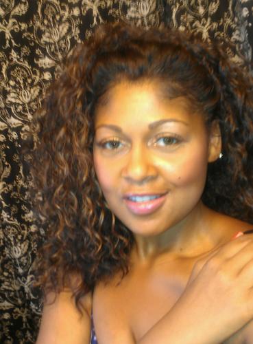 ROBINTHYKK's profile picture. Instructor, Aesthetician, Model ,Actress, Community Activist, Mother and one of the King's Kid's with a born inheritance. I love everbody .