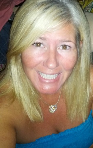 Forevermom71's profile picture. 