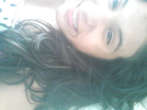 i like to wake up everyday stronger than yesterday to face my fears and wipe my tears besouse i am who i am & i love that