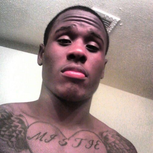 Football is my life, GOD leads the way to success ...... #BOOM #TeamHeat #Teaxans #Broncos #Jets #Single #NikeLife