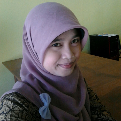 Iis_solihati's profile picture. 