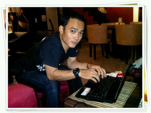 Bobby_2305's profile picture. 